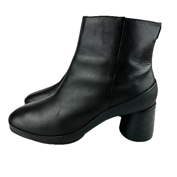 Camper Upright Leather Black Round Heel Ankle Bootie Comfort Walking Womens Sz 7 - Picture 1 of 16